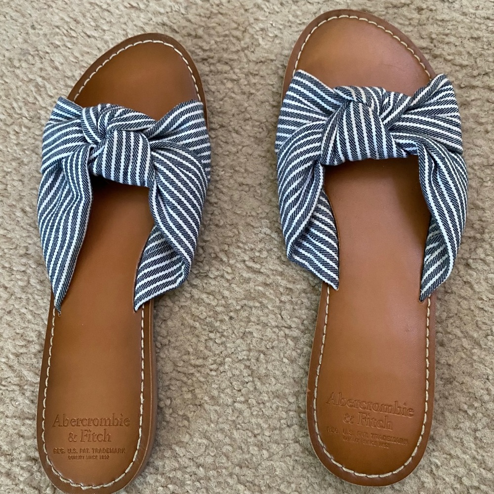 Abercrombie & Fitch womens sandals